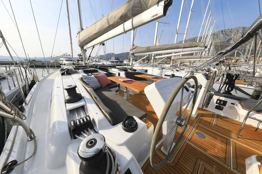 Hanse 508  | Licence to Chill
