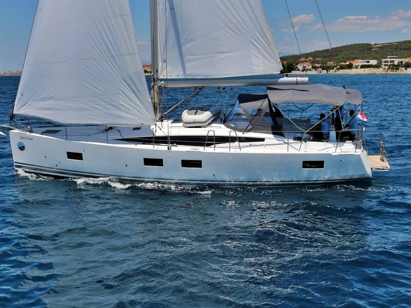 Jeanneau 54