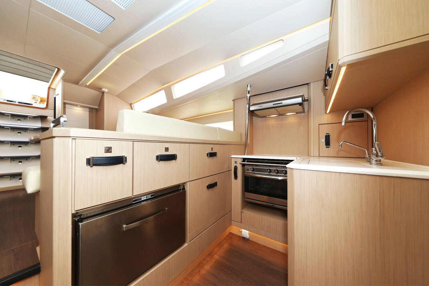 Jeanneau 60 | Friends