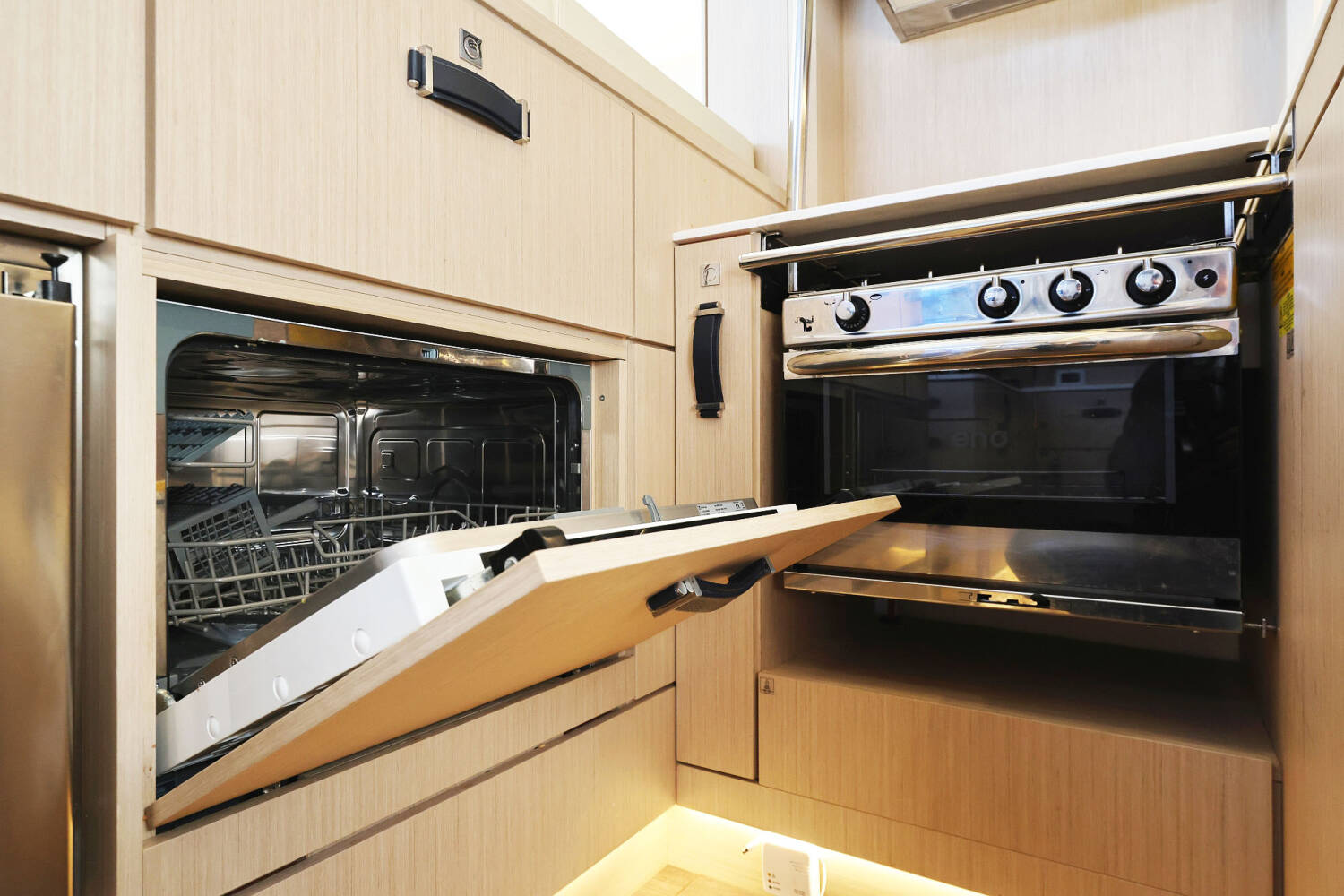 Jeanneau 60 | Friends