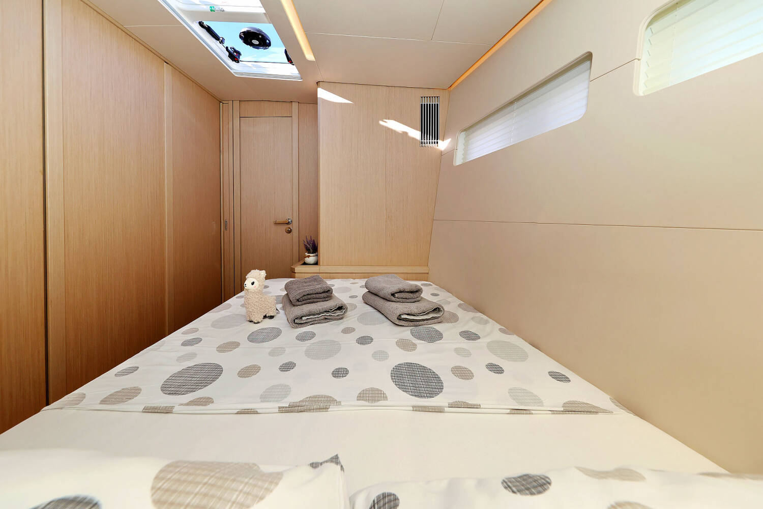 Jeanneau 60 | Friends