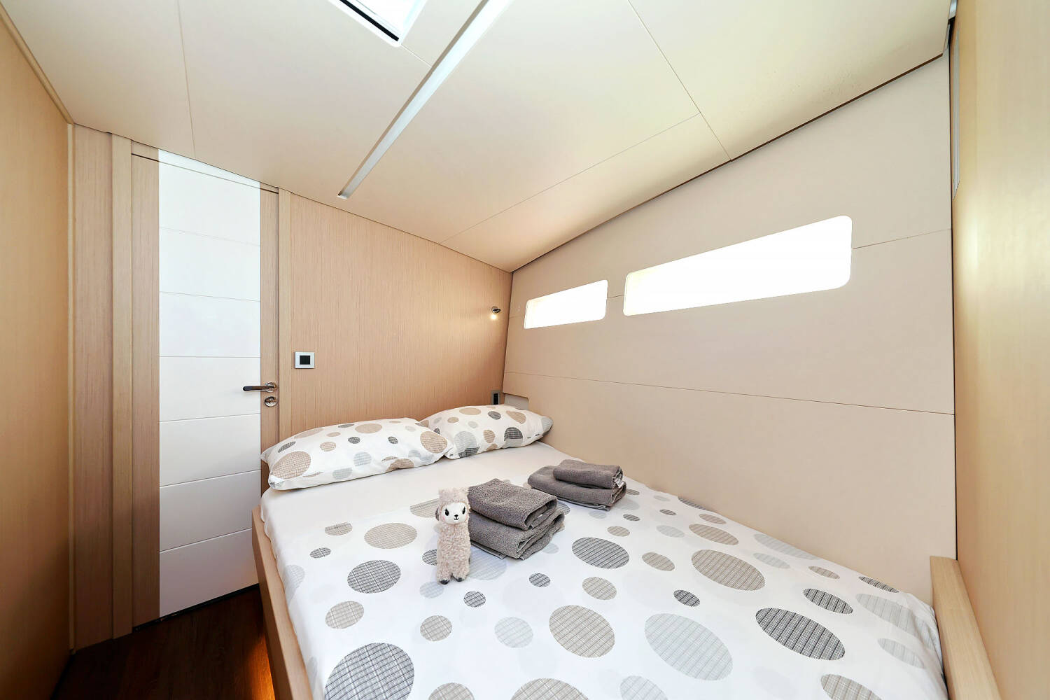 Jeanneau 60 | Friends