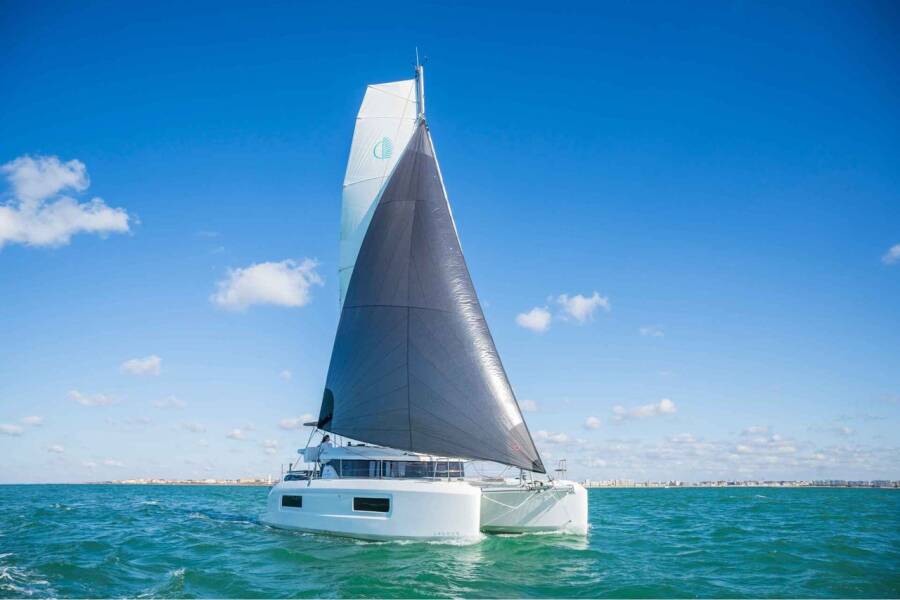 Lagoon 38  | Furia