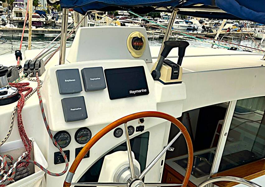 Lagoon 380 S2  | Love Song