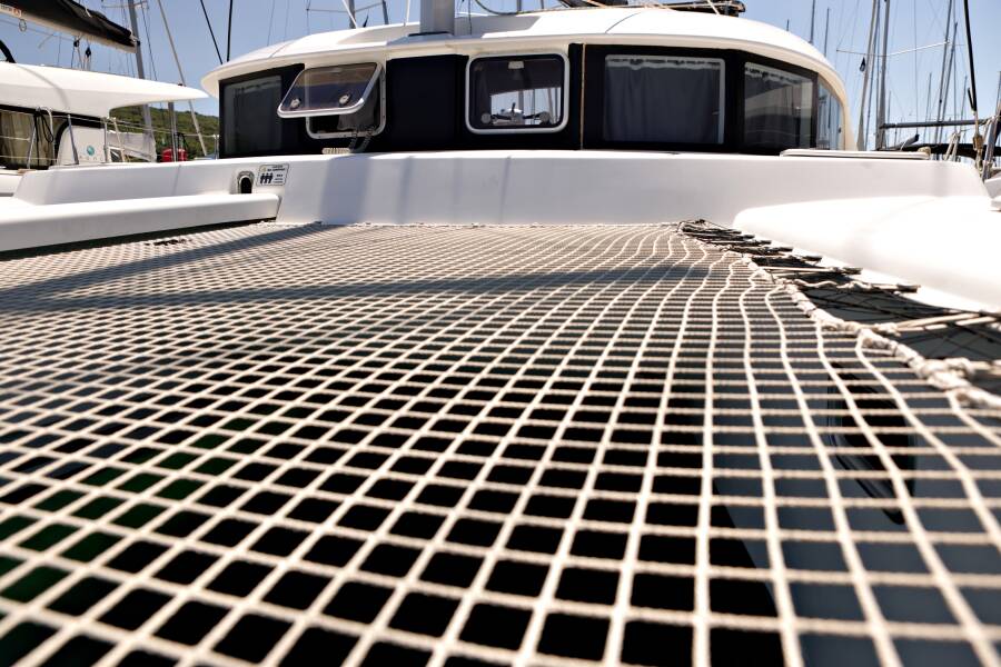Lagoon 380 S2  | Relax
