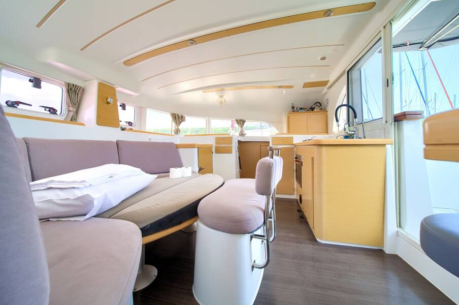 Lagoon 380  | Xenia
