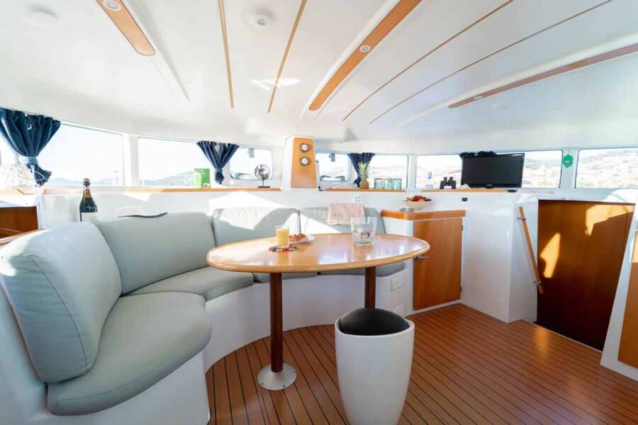Lagoon 380  | Twin Star
