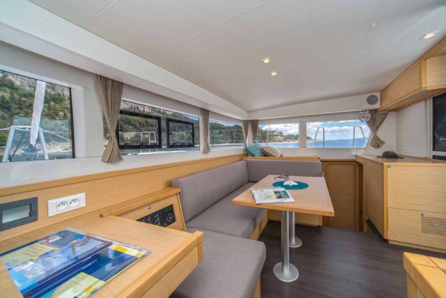 Lagoon 39  | Amazing