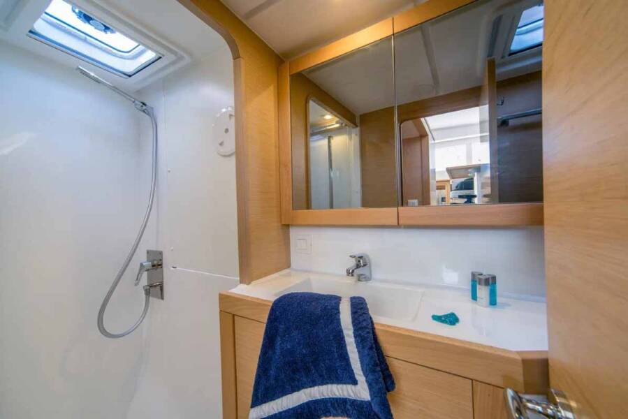 Lagoon 39  | Amazing
