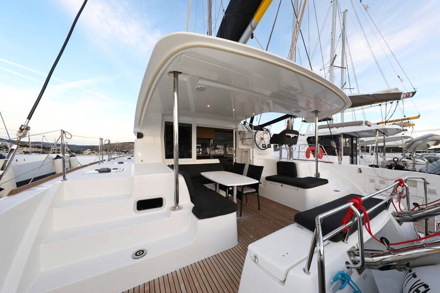 Lagoon 40  | Venus