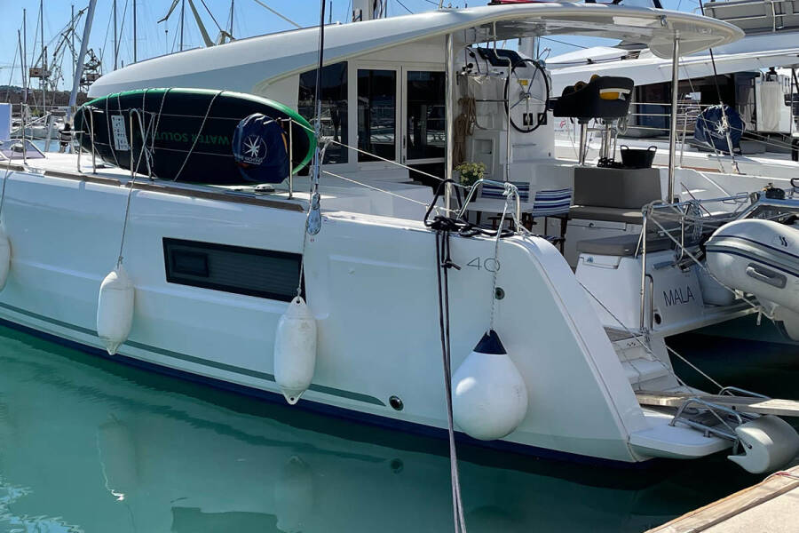 Lagoon 40