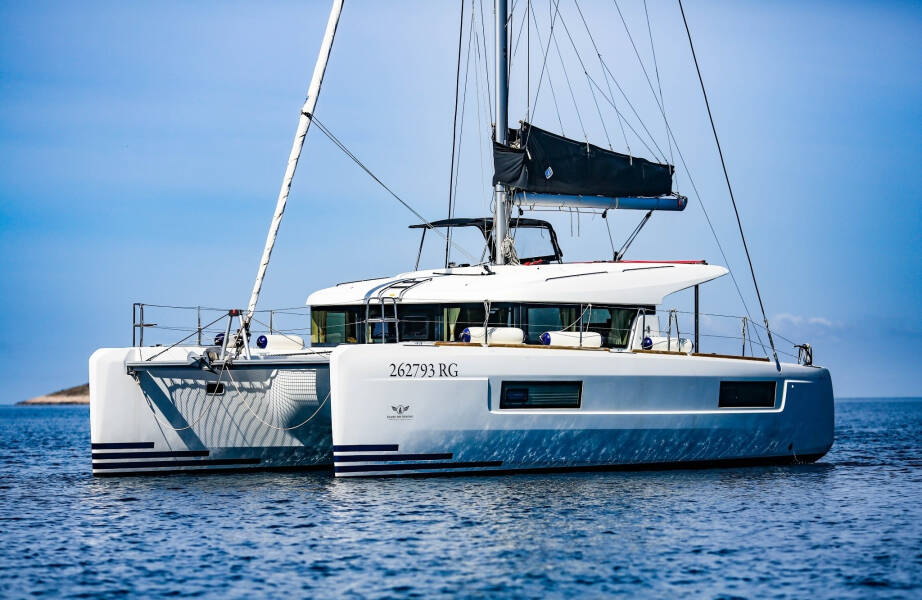 Lagoon 40