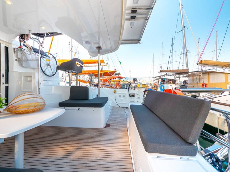 Lagoon 40  | Osprey