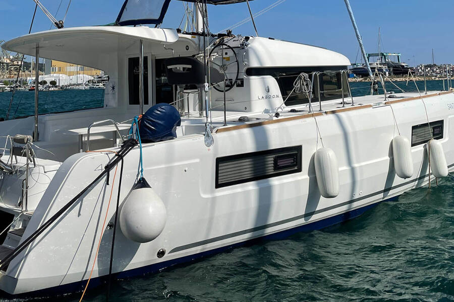 Lagoon 40  | Amalia II 