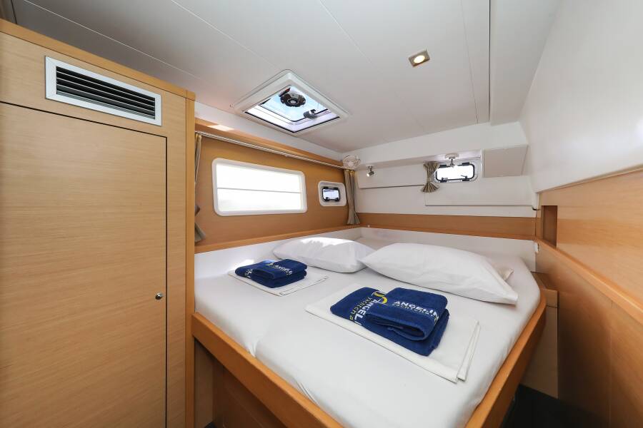 Lagoon 400 S2  | Kinga V