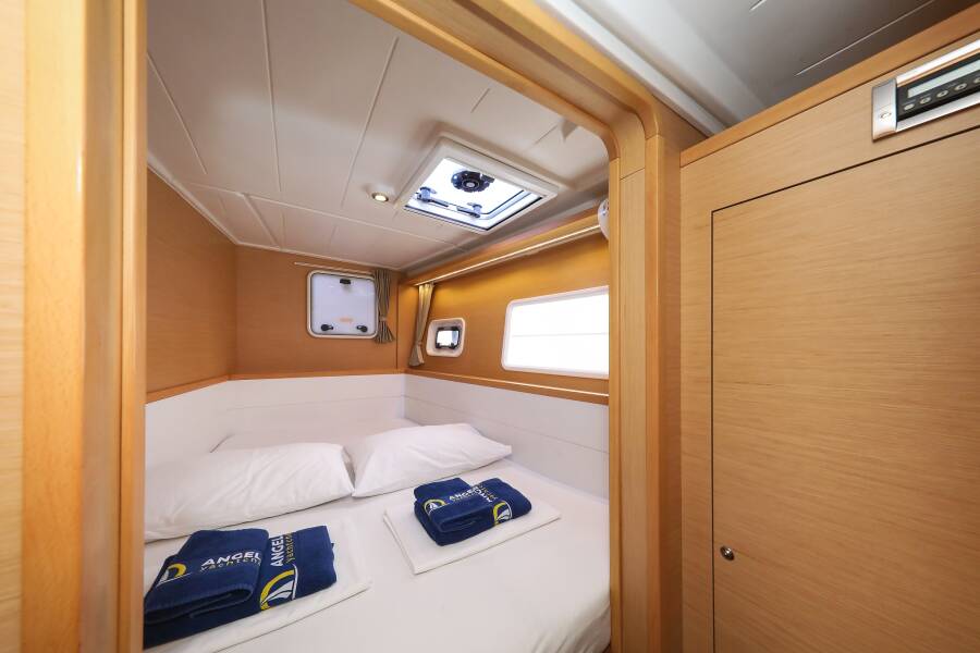 Lagoon 400 S2  | Kinga V