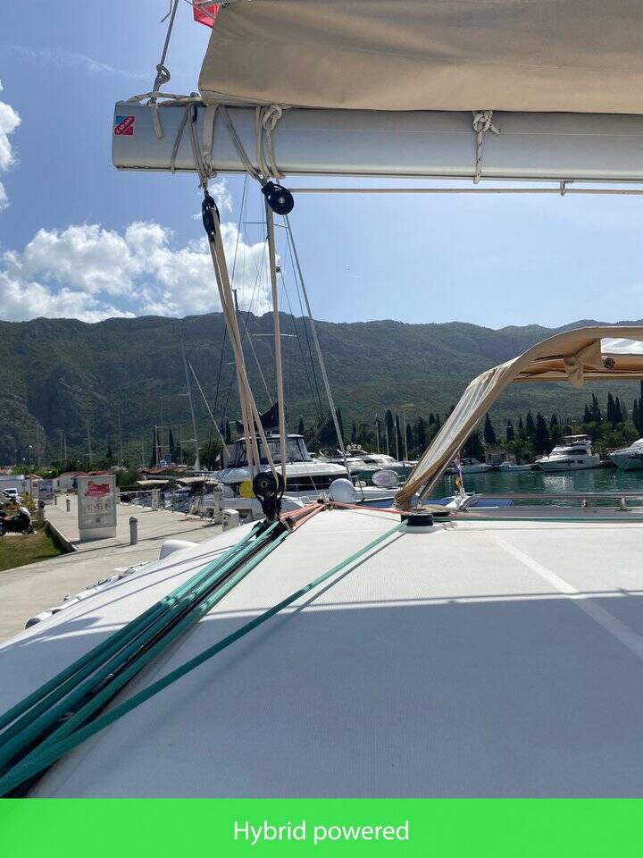 Lagoon 400 S2  | Independent I