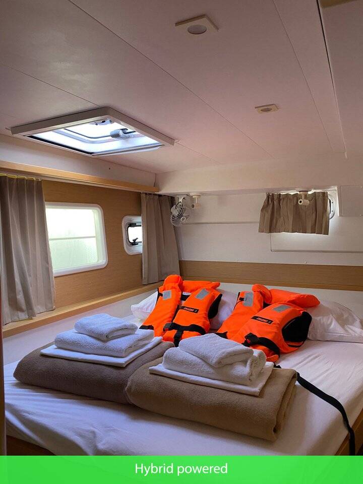 Lagoon 400 S2  | Independent I