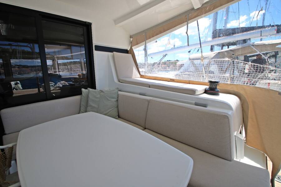 Lagoon 42 OW  | Sailing Breeze