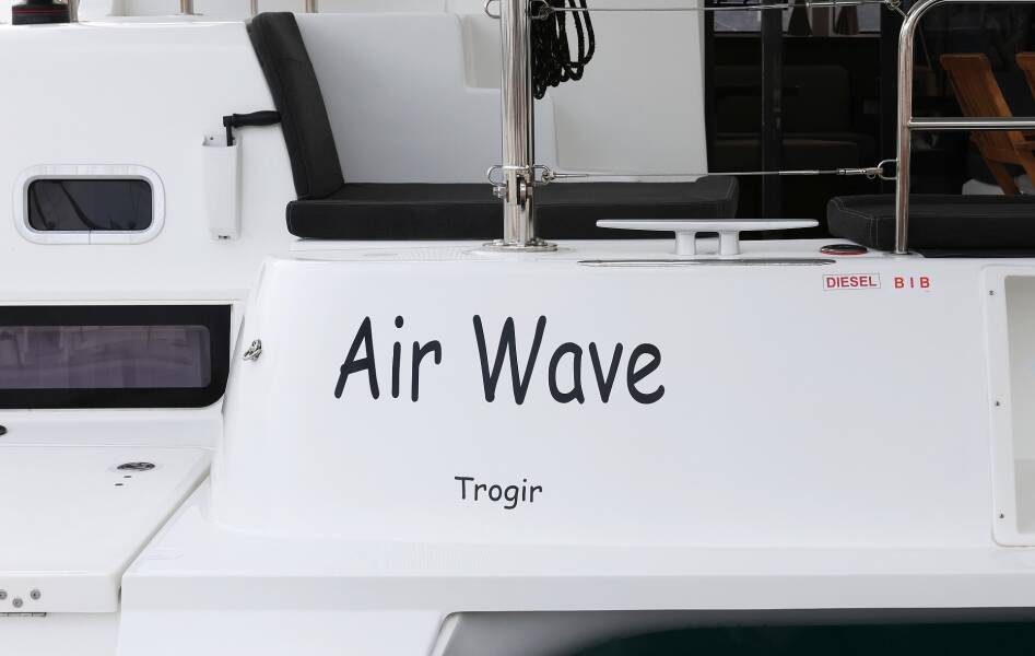 Lagoon 42  | Air Wave