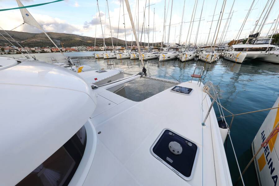 Lagoon 42  | Ocean Star