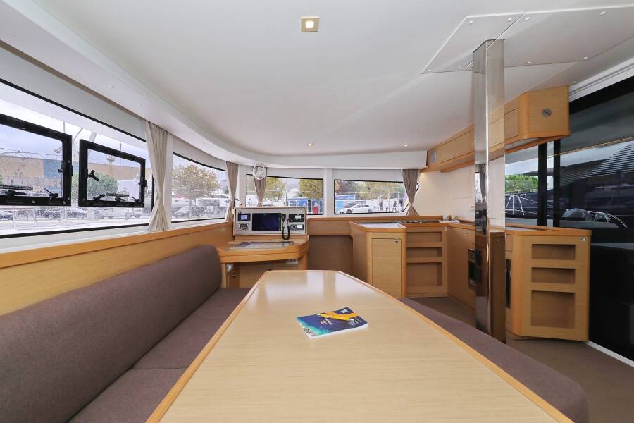 Lagoon 42  | Ocean Star