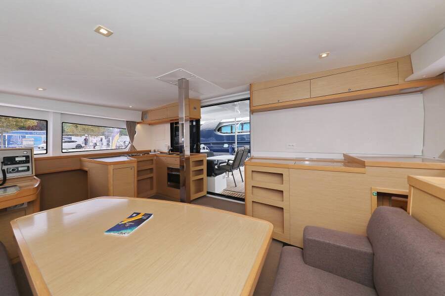 Lagoon 42  | Ocean Star