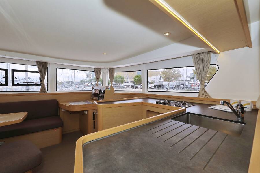 Lagoon 42  | Ocean Star