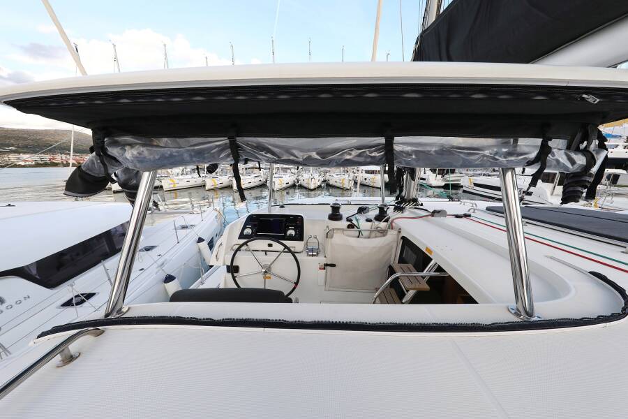 Lagoon 42  | Ocean Star
