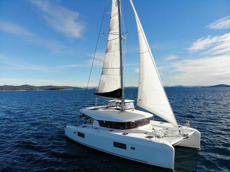 Lagoon 42  | Sofibel