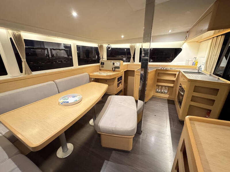 Lagoon 42  | Sofibel