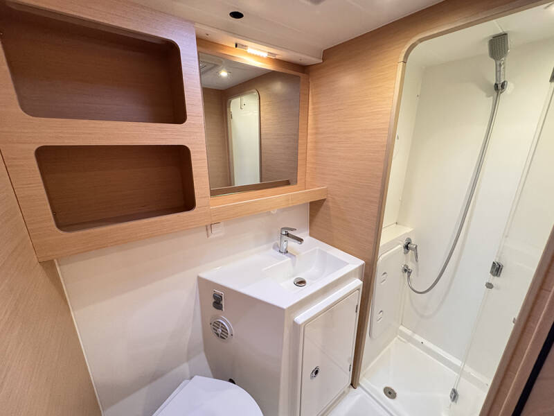 Lagoon 42  | Sofibel