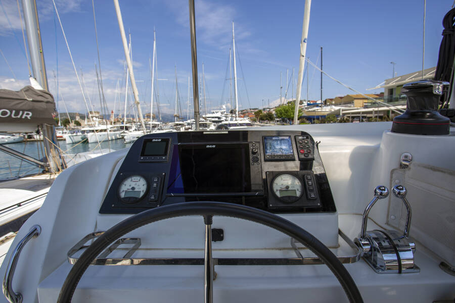 Lagoon 42 | Pulp Fiction