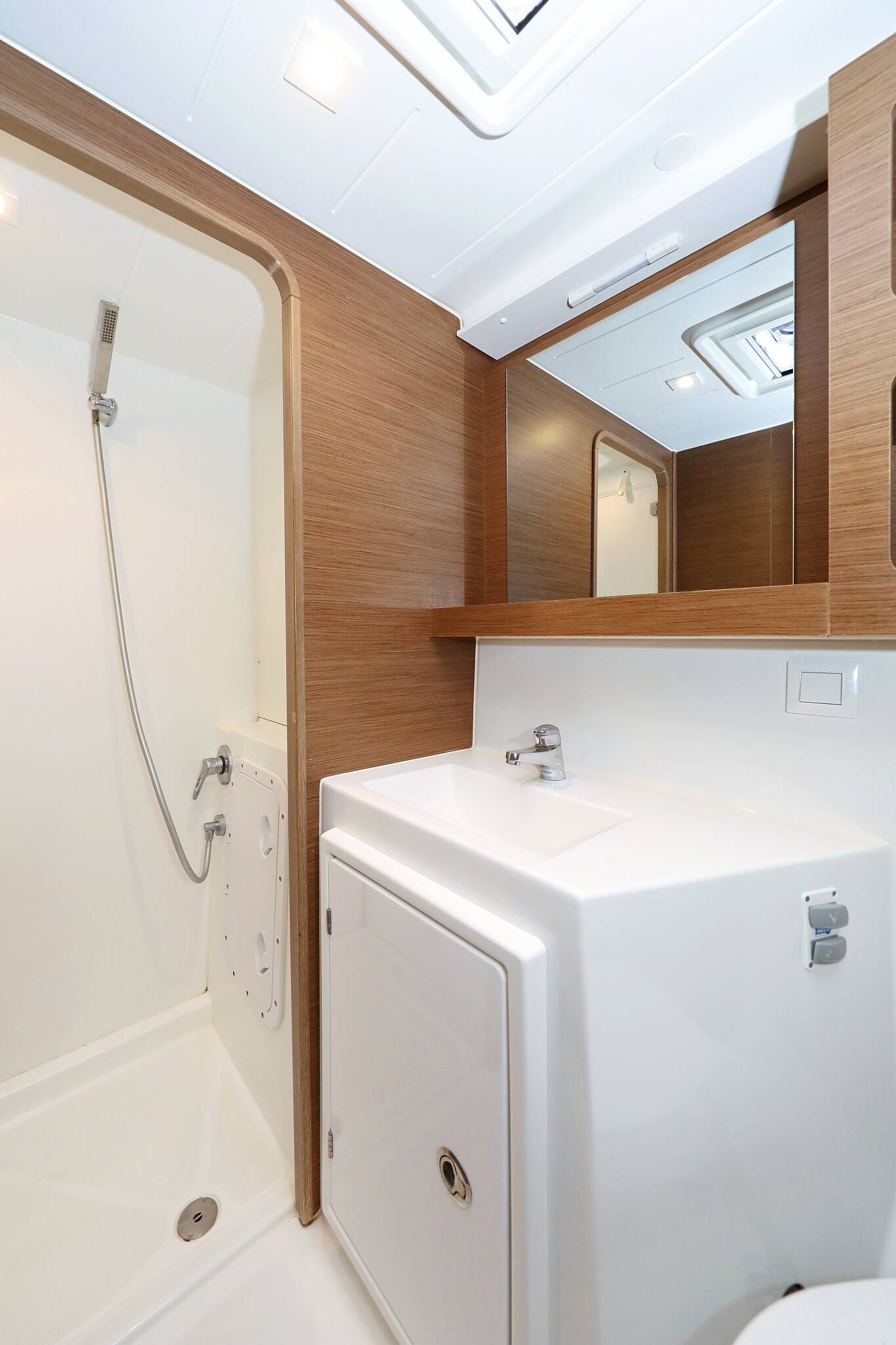 Lagoon 42  | Sapphire