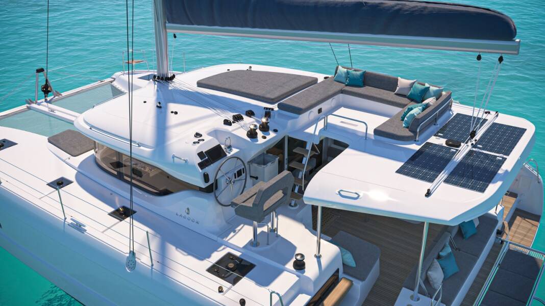 Lagoon 43  | Stela