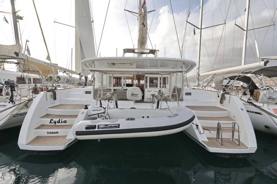 Lagoon 450 F  | Lydia