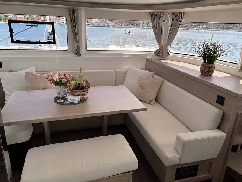 Lagoon 46 OW  | Chill Out