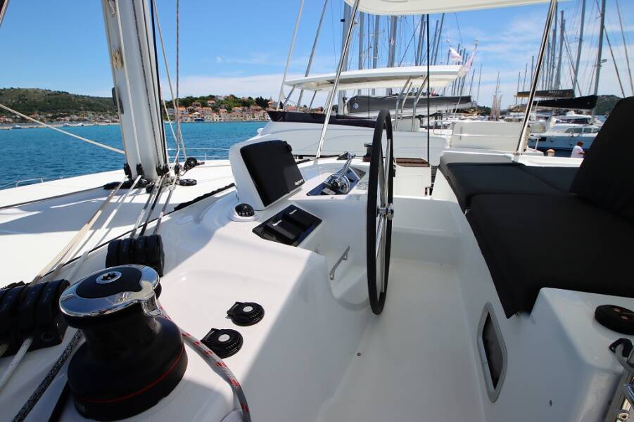 Lagoon 46 OW  | Chill Out