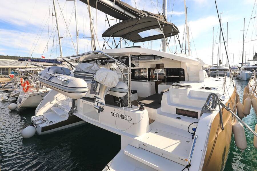 Lagoon 46  | Notorious