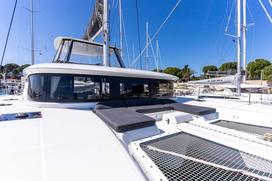 Lagoon 46  | Velvet Breeze