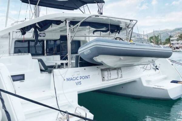 Lagoon 46 | Magic Point