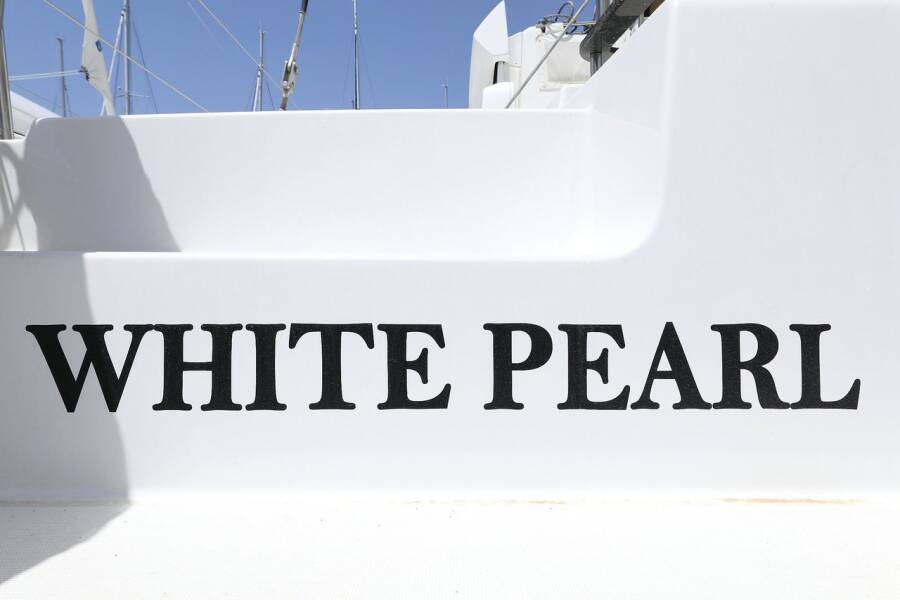 Lagoon 46  | White Pearl