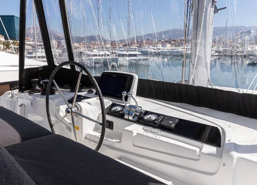 Lagoon 46  | Galeb