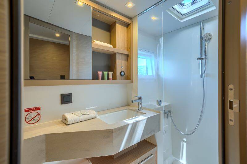 Lagoon 46  | Adrion