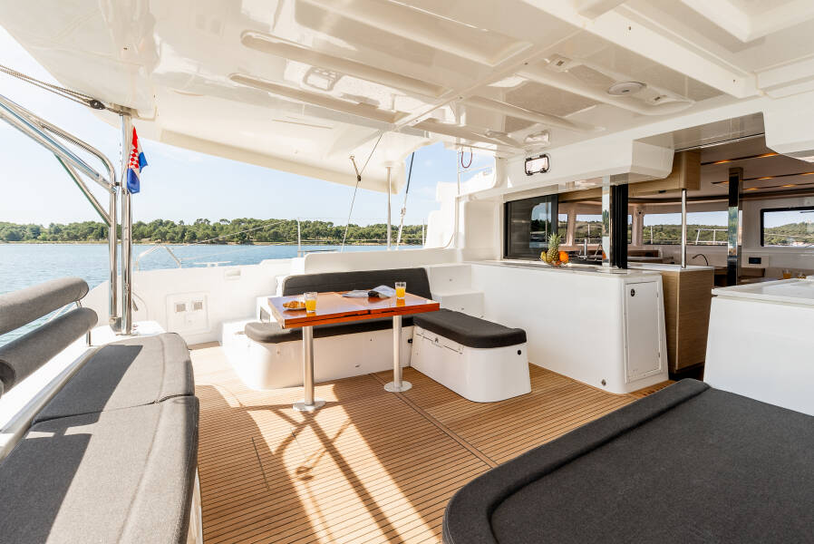 Lagoon 46  | Poseidon