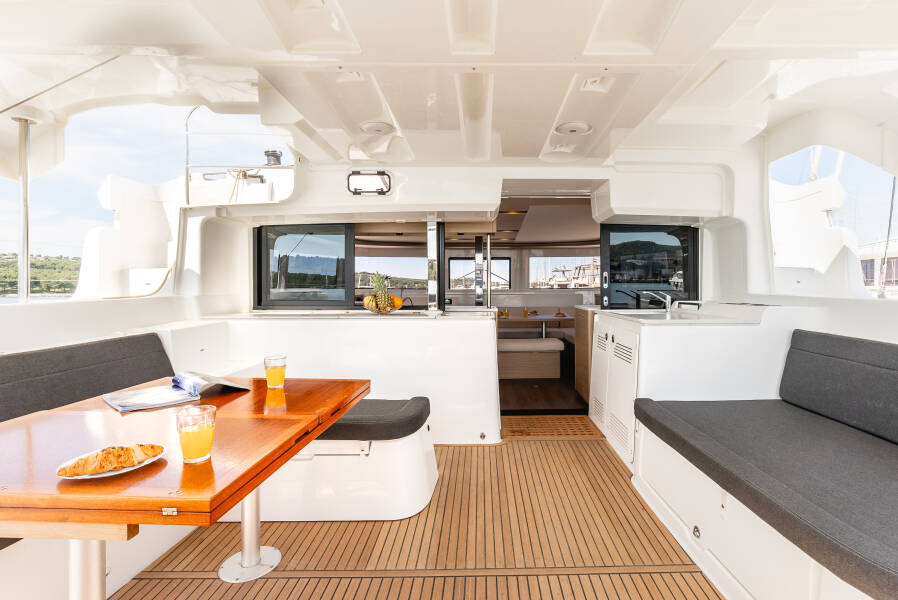 Lagoon 46  | Poseidon