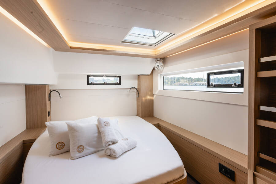 Lagoon 46  | Poseidon
