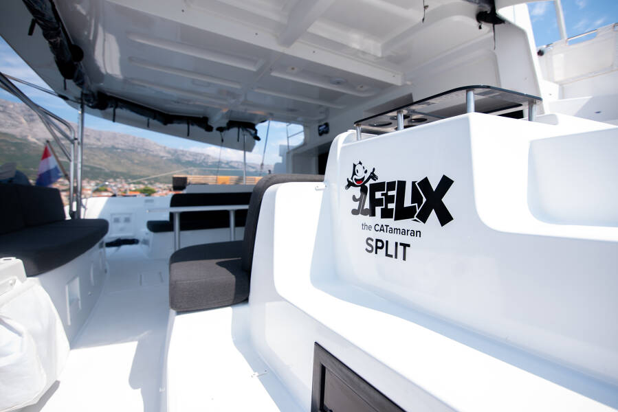 Lagoon 46  | Felix
