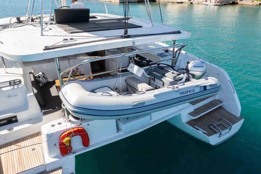 Lagoon 46  | Mare Azul