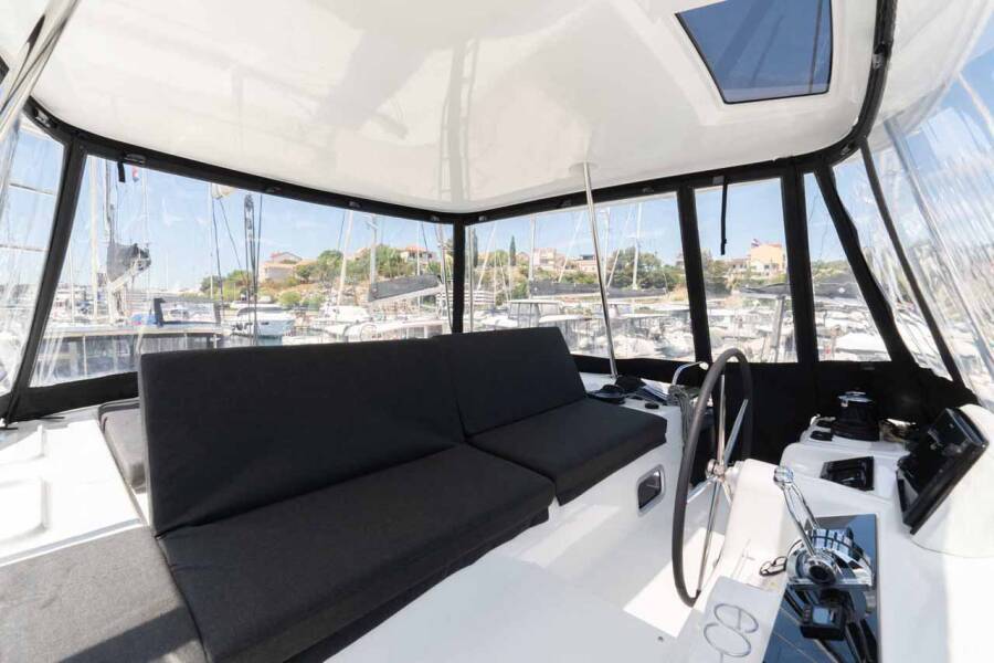 Lagoon 46  | Mare Azul